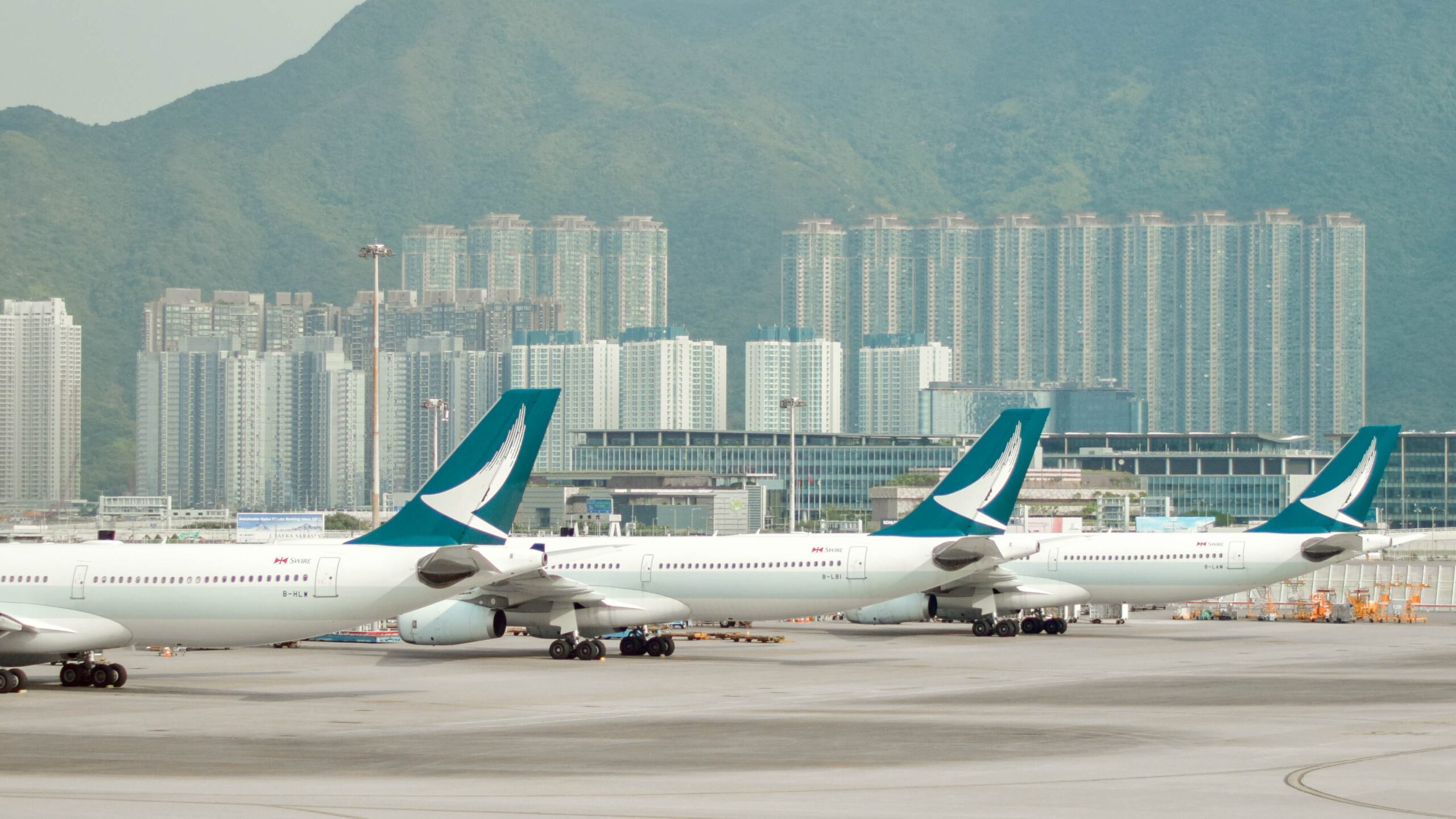 Hong Kong International Airport (HKG)